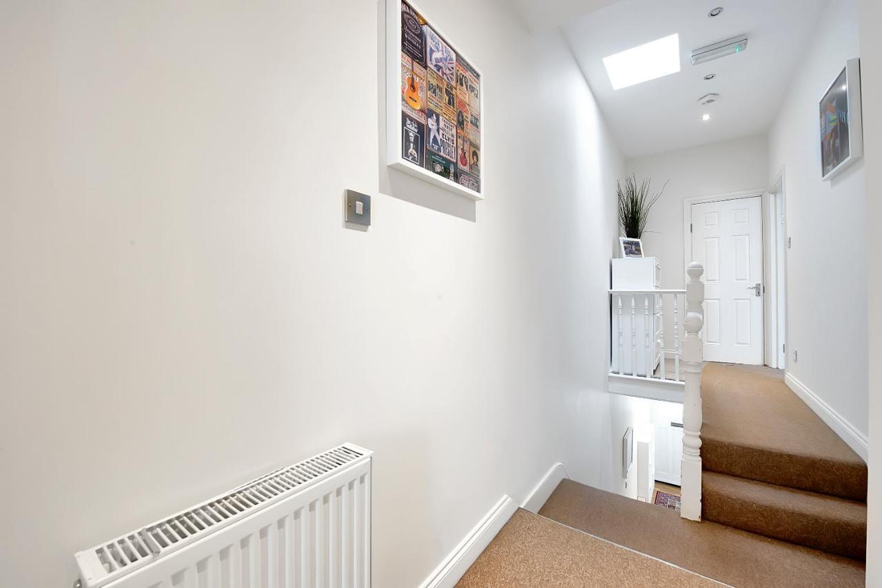 Finding My Palace Guest House In Tooting Mitcham Buitenkant foto