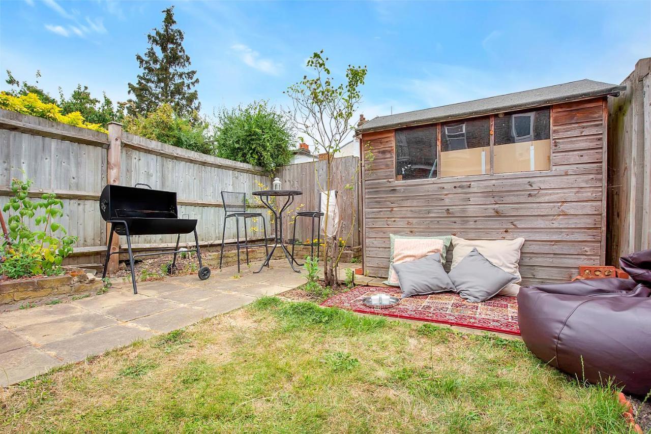 Finding My Palace Guest House In Tooting Mitcham Buitenkant foto